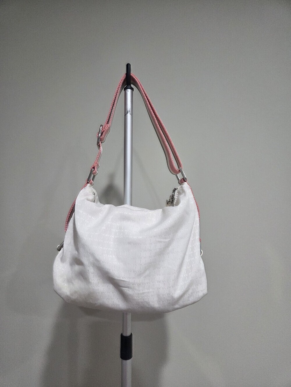 DKNY White Shoulder Bag with Pink Strap - Women's Casual Hobo